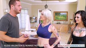 bonnie rotten threesome - Sexy babes Kleio Valentien and Bonnie Rotten fuck in threesome - XVIDEOS.COM