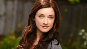 Margo Harshman Big Bang Theory Porn - Big Bang Theory: Margo Harshman Is Sheldon's New Assistant and .