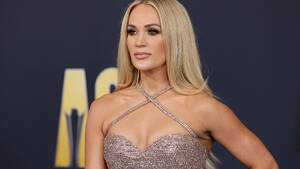 Carrie Underwood Porn - Carrie Underwood is a bombshell in 'stripped down' performance which sends  fans into a tailspin | HELLO!