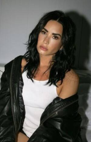 hot lesbian orgy demi lovato - Demi Lovato Lesbian Imagines - Scars |C - Wattpad