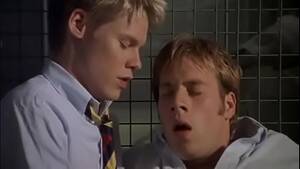 college folks - Queer as Folk. 1Âª Temporada Ep. 04 - XVIDEOS.COM
