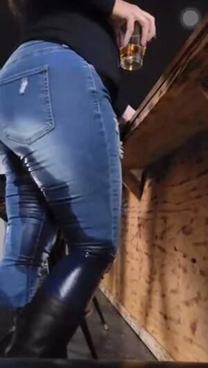 leather bbw golden shower - Curvy milf pees her pants in a bar - ThisVid.com