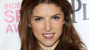 Anna Kendrick Porn Caption Image Fap - Anna Kendrick In Bathing Suit Introduces 'Island Boyfriend' - Sqandal
