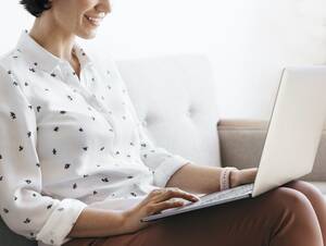 guy watches girl on girl - Do Girls Watch Porn, Or Is That Just A Guy Thing? | Regain