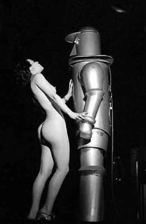 Hot Robot Maid Porn - Hot Robot Girl | Vintage Robot Porn...Goddamn I I Hope These Are Real