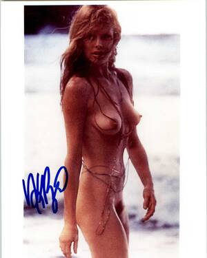 Kim Basinger Porn - Kim Basinger Autographed Nude Glossy 8x10 Photo | AACS Autographs