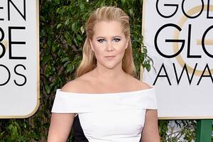 Amy Schumer Pussy Gif - How Amy Schumer Already Won the 2016 Golden Globes | Vanity Fair