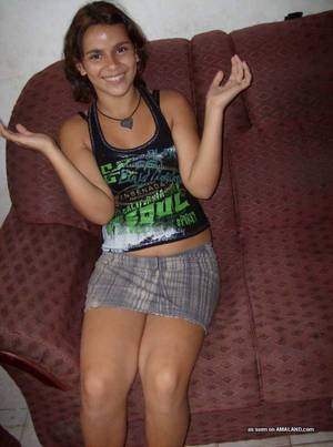 latina nude beauties posing - 