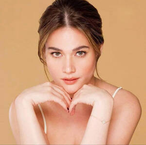 Bea Alonzo Sex Scandal - Bea comfortable in her own skin