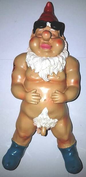 fkk naturist nudist - Garden Gnome Exhibitionist Weatherproof, Porn Dwarf, Nudist FKK Garden  Dwarf Lying (Nude Man) : Amazon.nl: Garden