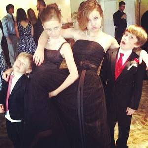 Mackenzie Lintz Fake Porn - Madison Lintz and your brothers Mackenzie Lintz, Matthew Lintz, Macsen Lintz  â™¥ Beautiful