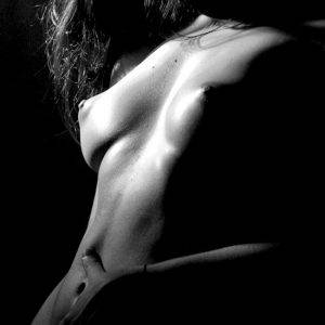 Black And White Tasteful Sex - GIANLUCA TRAINITO Born in Sicily â€“ Italy, Gianluca shares his indoor and  outdoor nude studies. Tasteful collection of figure work and nudes.