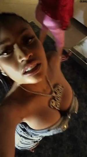 Nicki Minaj Nude Selfie Blowjob - 