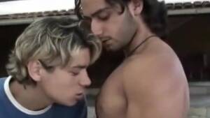 Jonny Montana Porn - 2004 - Jonny Montana poke Felipinho Vilhena at Macho Tube