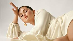 cum shot hentai selena gomez - Selena Gomez on 'My Mind and Me' Documentary, 'Only Murders,' New Music