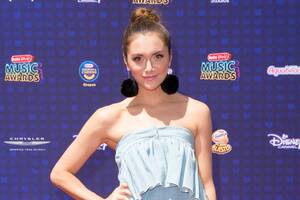 Alyson Stoner Lesbian - Alyson Stoner, former Disney star, comes out as queer in Teen Vogue essay -  Metro Weekly
