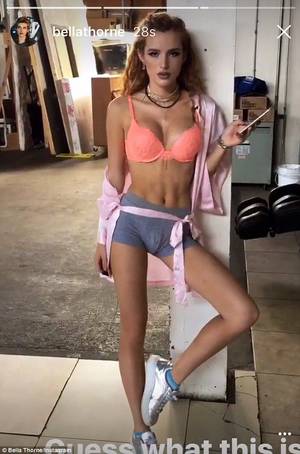 Kaili Hollister Porn - Bella Thorne shares sexy Snapchat stripped down to her underwear