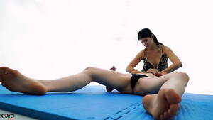 hot lesbians wrestle - K.O Hot Lesbian Wrestling Submission and s. - XVIDEOS.COM