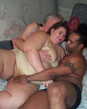 fat mature threeway - Fat mature chick in threesome Porn Pictures, XXX Photos, Sex Images  #3256240 - PICTOA