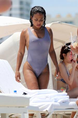 Candid One Piece Swimsuit Porn - Amateur Swimsuit Pokie - Sexy photos :: pheonix.money