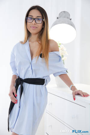 Anal Porn Stars With Glasses - Pornstar Roxy Lips Nerdy Song Fan Anal In Glasses | Pornstar.actor