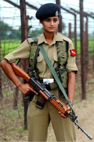 Military Girls Gone Wild Porn - Female Indian Soldier with the INSAS LMG