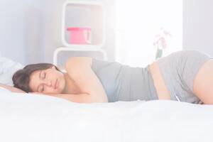 fat asian sleeping - Fat woman sleeping Stock Photos, Royalty Free Fat woman sleeping Images |  Depositphotos