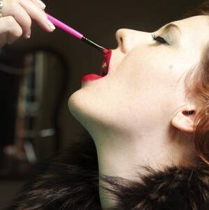 lipstick - Lipstick Porn: Lipstick, pout, action! - Venus O'Hara