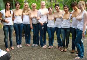 group teen boobs - Groups of Girls Nude