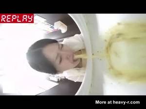 Anime Puking Porn - Sick Girls Puking In Toilet Bowl