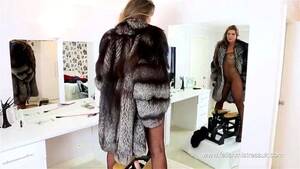 fur coat - Watch Fur Coat Maturbation - Fur Coat, Fur Fetish, Masturbation Porn -  SpankBang
