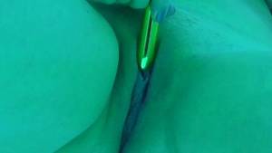 Hidden Toy Porn - HIDDEN CAM MASTURBATION PUBLIC SOLARIUM WITH TOY
