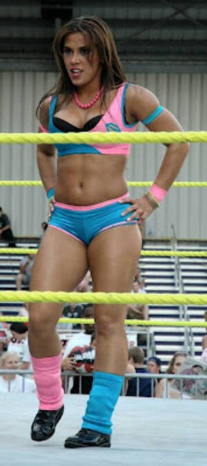 Mickie James Sex Tape - 100,001\