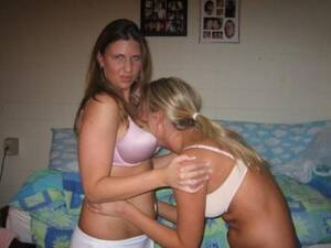 homemade girls licking tits - FREE amateur, tit licking Pictures - XNXX.COM