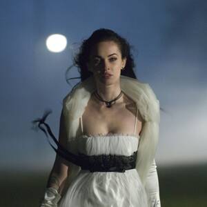 Halloween Scary Sexy Hot Porn - 20 Sexiest Horror Movies Streaming in 2023 - Sexy Horror Films