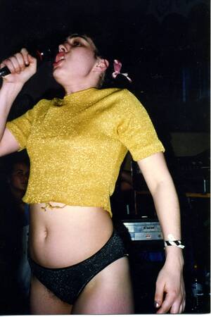 Hanna - Pussy Power, Riot Grrrls, And The Legend Of Kathleen Hanna | by Helen B.  Holmes | NYU Local