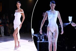 Bella Hadid Nude Sex Porn - Bella Hadid's nude spray-painted dress made impact by going viral