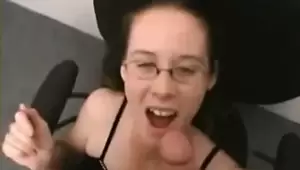 nerdy amateur blowjob cumshot - nerdy amateur blowjob and cumshot | xHamster