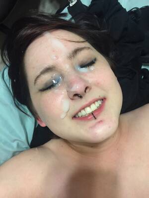 Goth Cumshot Porn - Goth girl get facial Porn Pic - EPORNER