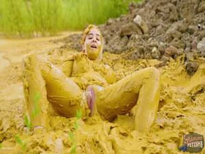 Mud Pussy Porn - thumb.luxuretv.com/thumbs/6/2/b/a/0/62b8a208b92ab....