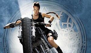 Angelina Jolie Tomb Raider - Lara Croft: Female Empowerment Vs. Object of the Male Gaze | The Mary Sue