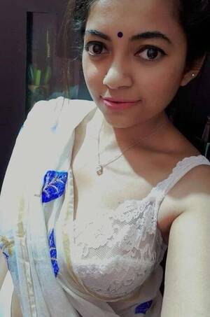 natural naked boobs selfies - natural boob pics Archives - nxxn