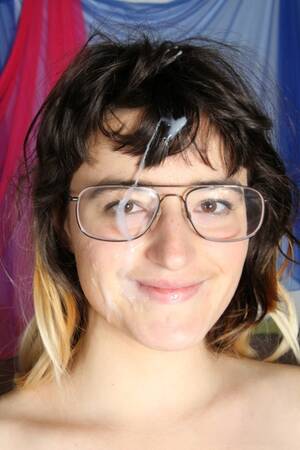 nerd cumshot - Nerd Cumshot Porn Pics & Naked Photos - PornPics.com