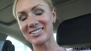 masturbation in tanning bed - MASTURBATING AT THE TANNING SALON - XVIDEOS.COM