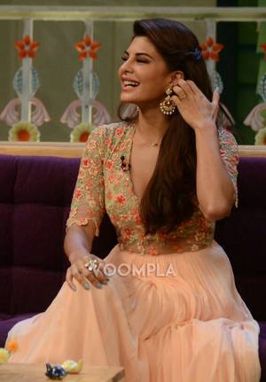 Indian New 2016star - Jacqueline Fernandez traditional avatar in a lovely Ridhi Mehra anarkali.