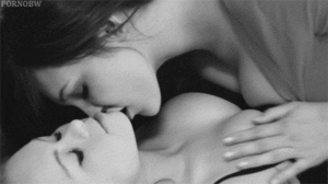 Lesbian Kissing Sex Tumblr - thumbs.pro : storierotiche: Hot lesbian kisses Follow us on LIKE STORIE  EROTICHE http://storierotiche.tumblr.com