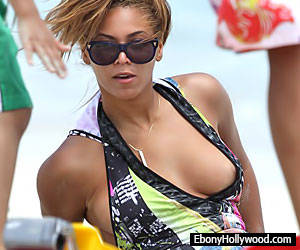 black celebritie naked beyonce knowles - Black Celebrity Porn - Rhianna, Halle Berry Nude, Lil' Kim's Tits, AND MORE!