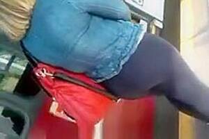 Groped Ass - Ass groping at bus, leaked Voyeur porn video (Aug 6, 2017)