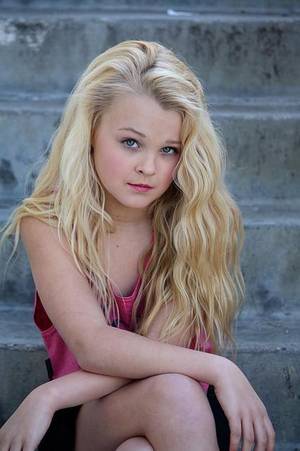 Jojo Siwa Fan Porn - jojo is very cute .