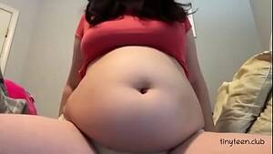 chubby gut - Belly Play And Rubs - XVIDEOS.COM